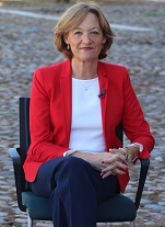 Dª. Carmen Ortiz Rivas